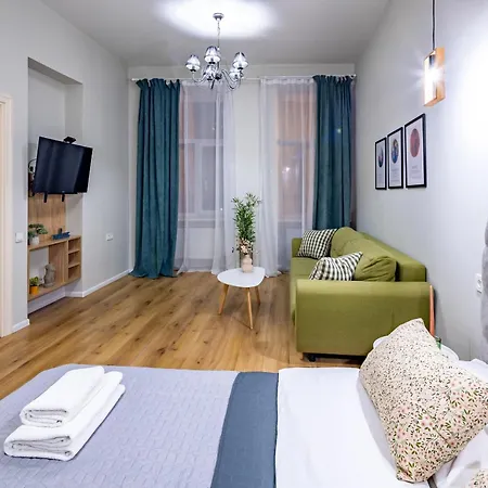 Your Sweet In Near Opera アパート