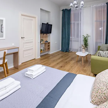 アパート Your Sweet In Near Opera リヴィウ