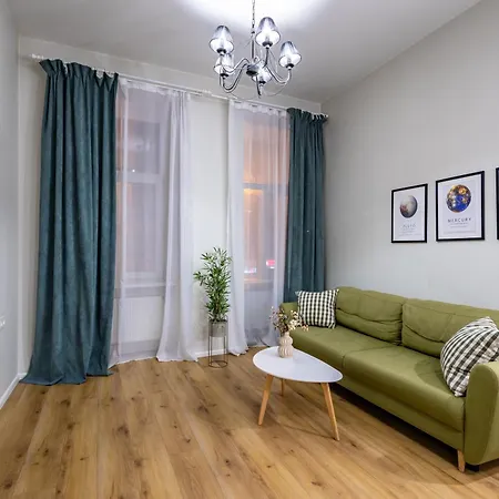 Your Sweet In Near Opera Daire